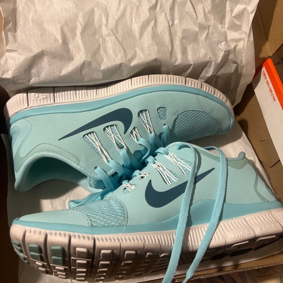 Women’s nike free 5.0+ athletic training shoes glacier ice sz 9 - Picture 4 of 4